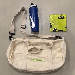 Sale!! New Nike Bundle: well collective gym duffle bag, water bottle & bandana